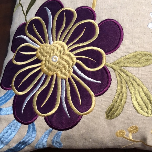 Flower Power Throw Pillows Set of Two - Picture 4 of 7
